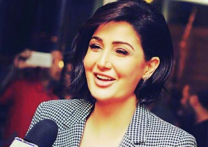 جمهور غادة عبد الرازق يؤكد أنها تبدو أصغر من ابنتها في هذه الصور